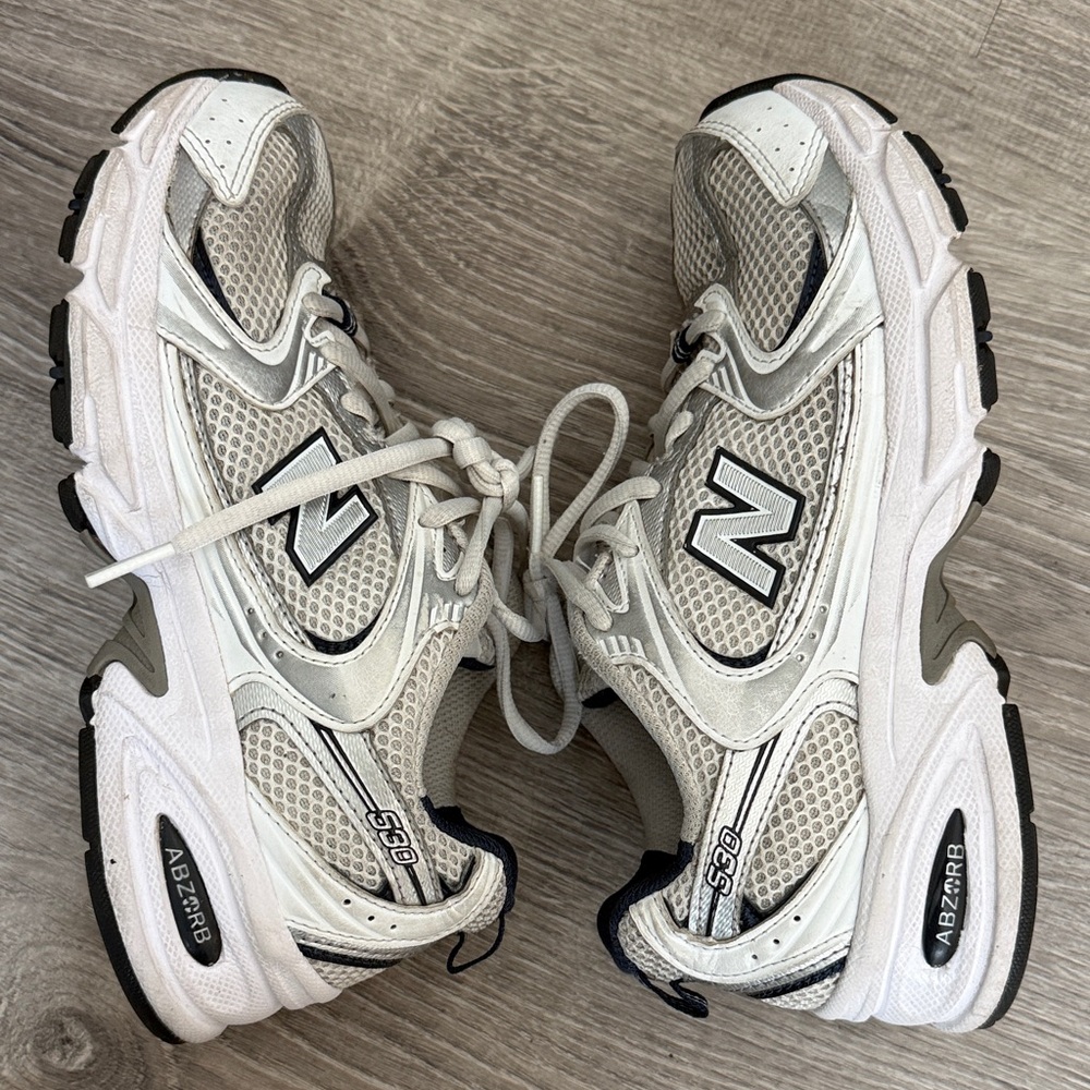 New Balance 530 Shoes - White and Gray - Picture 8 of 11